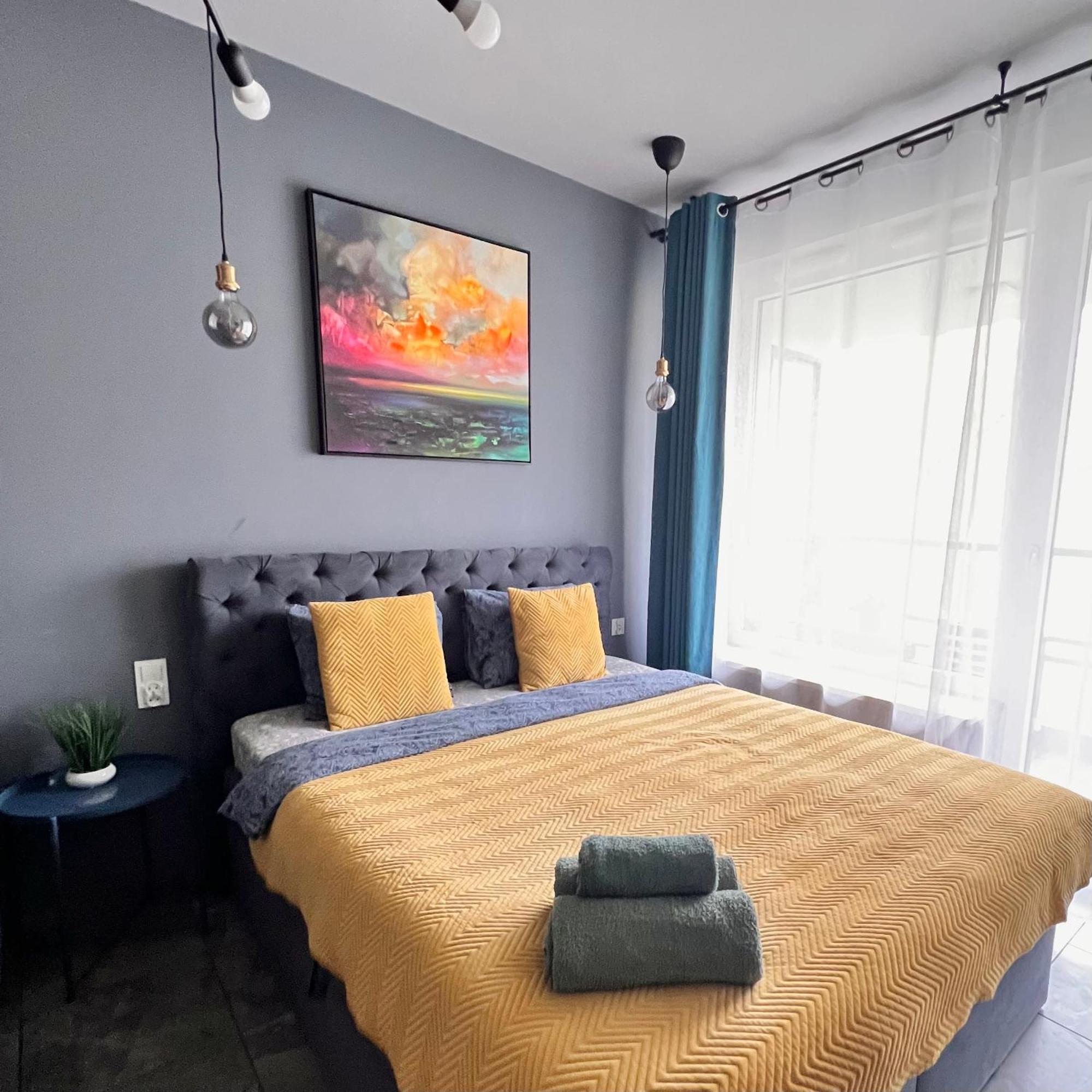 ורשה Stylowe Studio Krzemieniecka, Metro Slodowiec, Free Parking By Cosmo Spirit מראה חיצוני תמונה